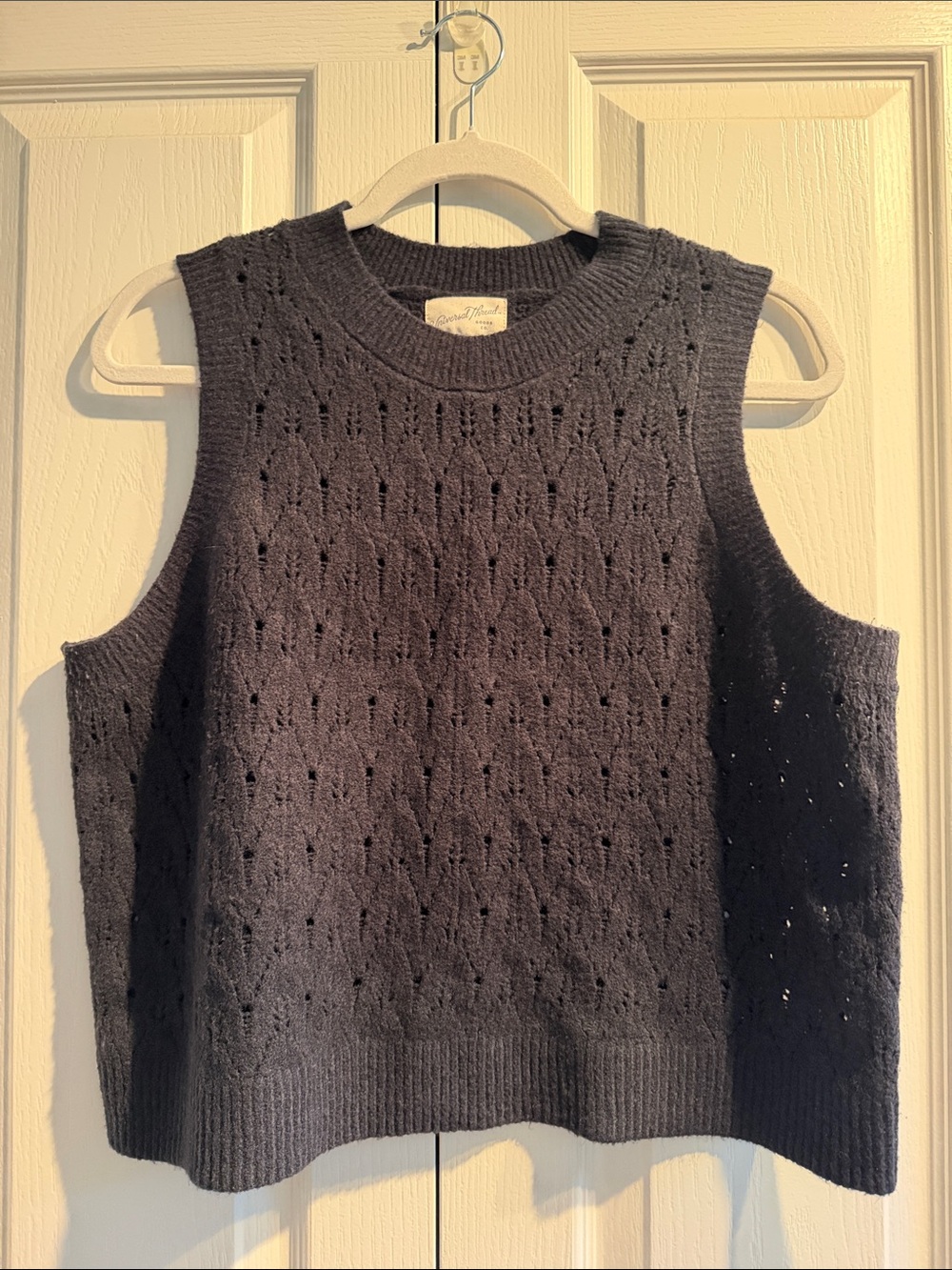 Universal Thread Navy Knit V-Neck Sweater Vest